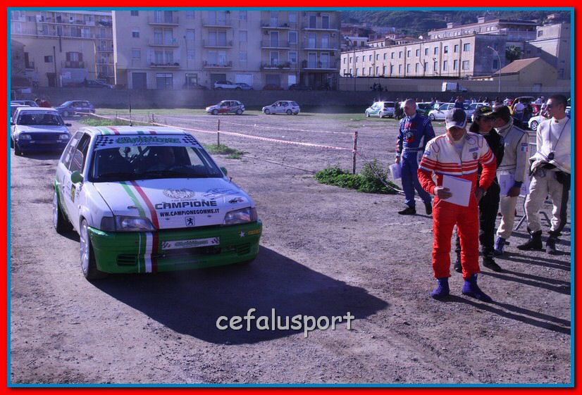 121111 rally 337_tn.jpg